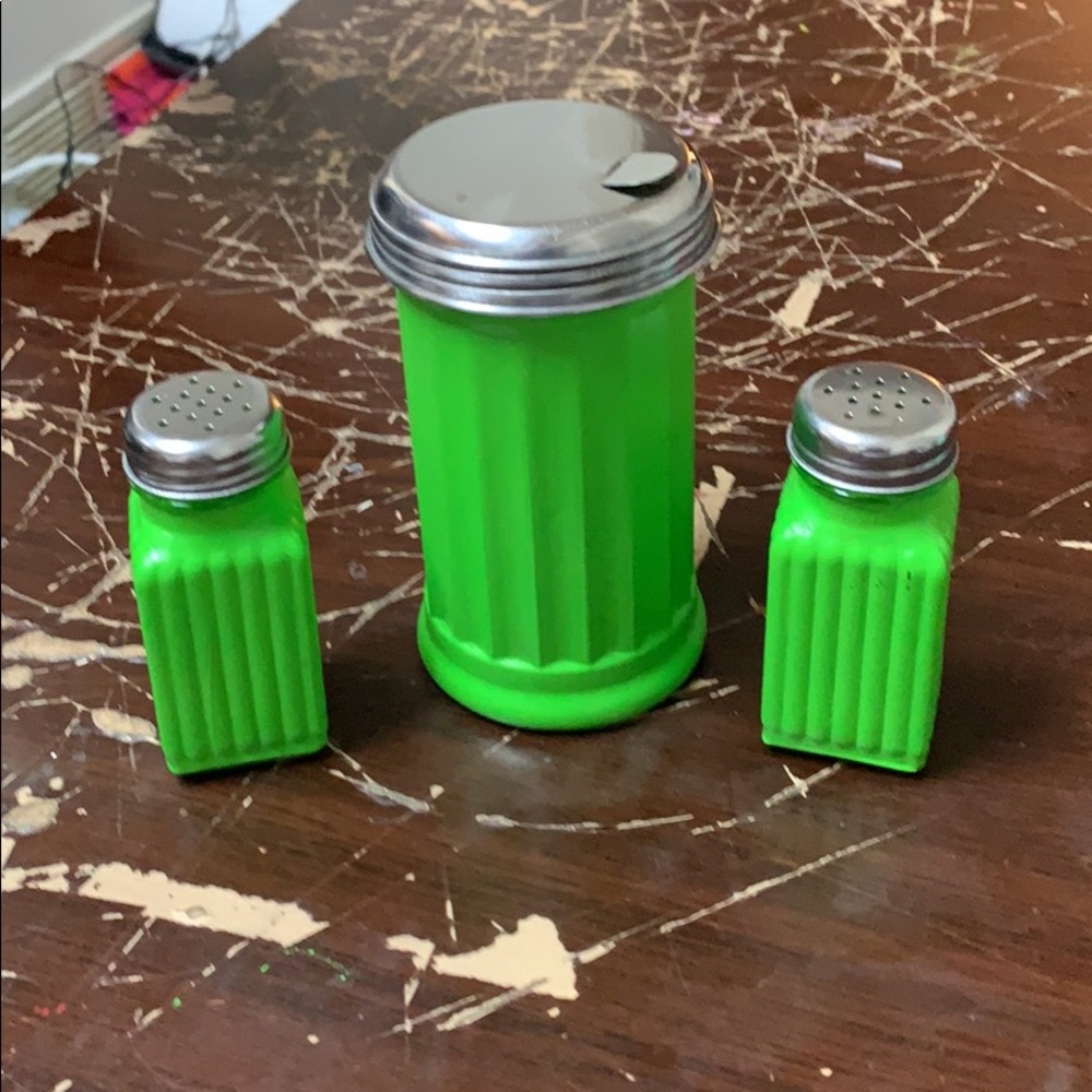 Retro Lime Green Glass Kitchen Set